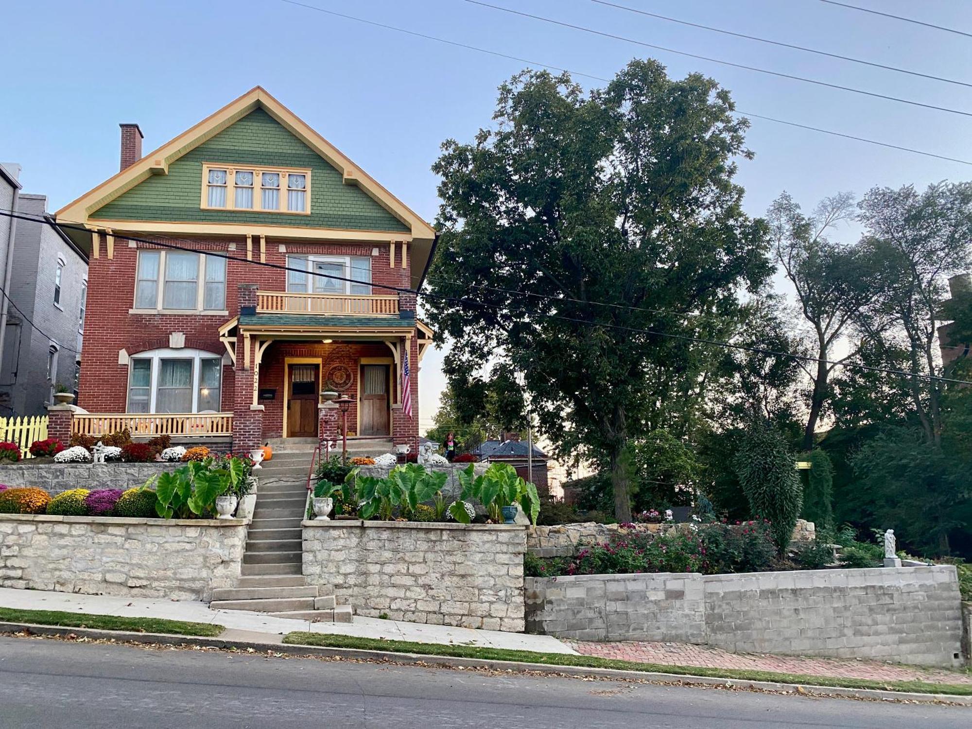 The Edmond An 1887 Arts & Crafts Gem Apartment Saint Joseph Exterior photo